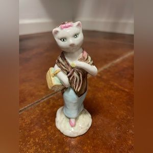 Beatrix Potter’s “Susan,” F. Warne & Co., Ltd, Beswick England, 1983
